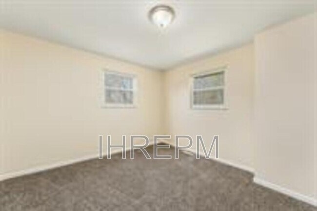 Building Photo - 4806 Funston Ct