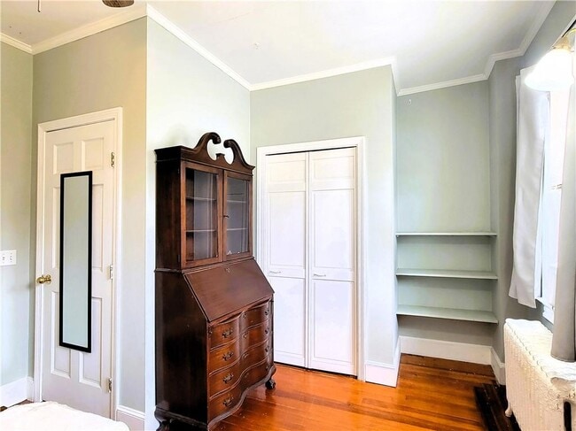 Building Photo - 10 Braman St