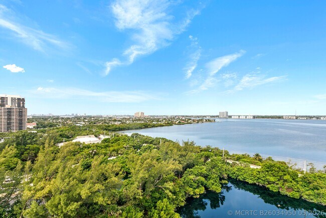 Building Photo - 5070 N Ocean Dr