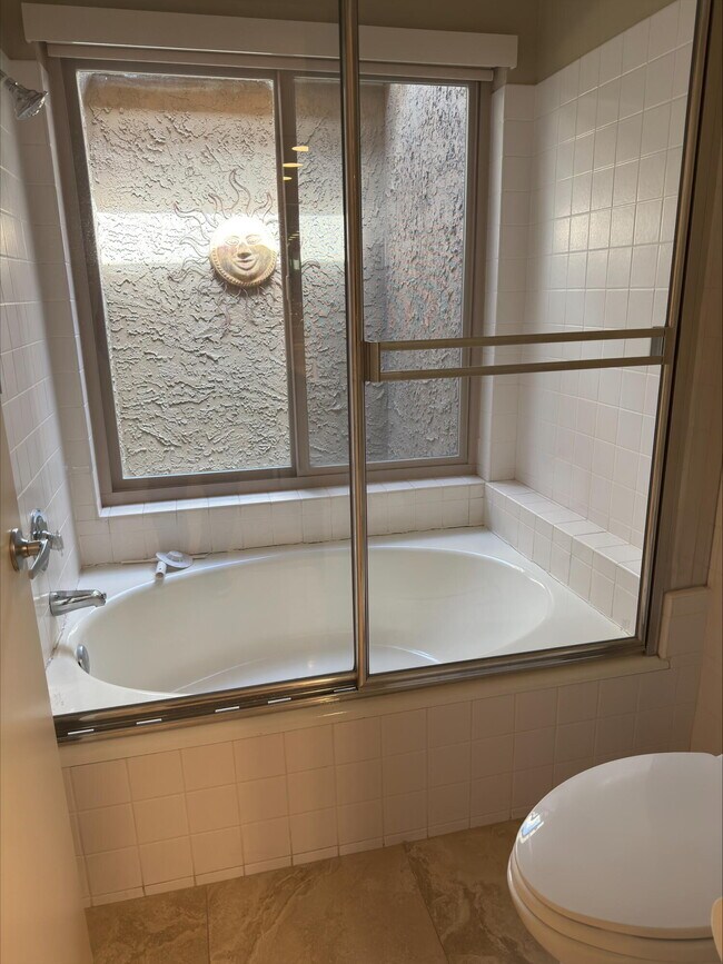 Building Photo - 44299 Capri Ct