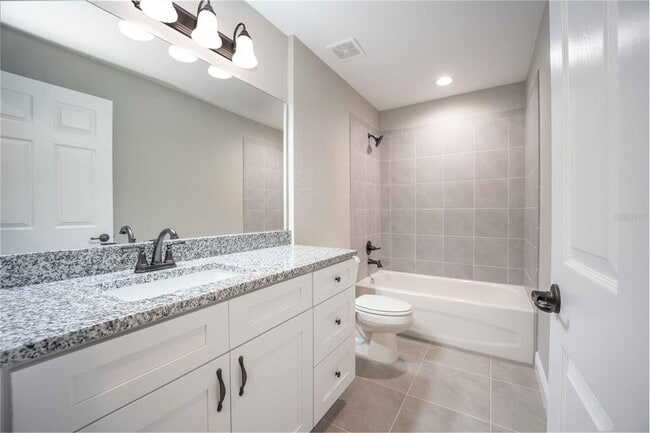 Building Photo - 8469 SE 161st Pl