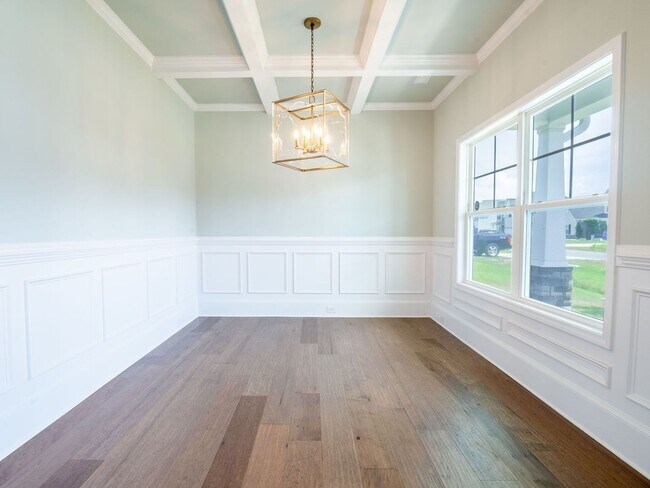 Building Photo - 909 Needlerush Rd