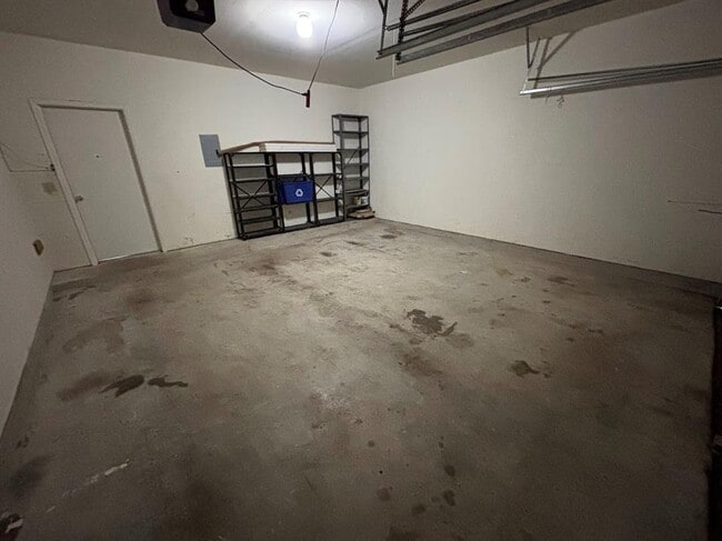 Building Photo - 10911 Grassmere Ct