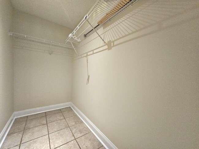 Building Photo - 8386 Brockham Dr