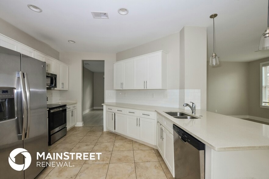 Building Photo - 6464 Nesting Dove