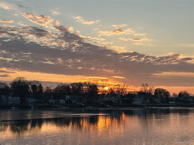 Building Photo - 123 Mamaroneck Ave