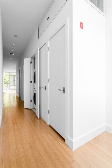 Building Photo - 177 Concord St