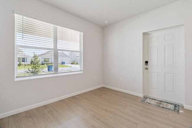 Building Photo - 1434 Garabaldi Cir SE