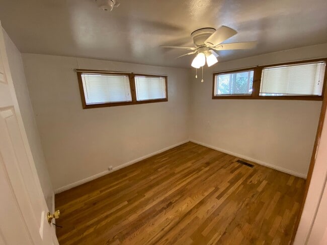 Building Photo - Cozy 4-Bedroom, 2-Bath Home Near CMU!