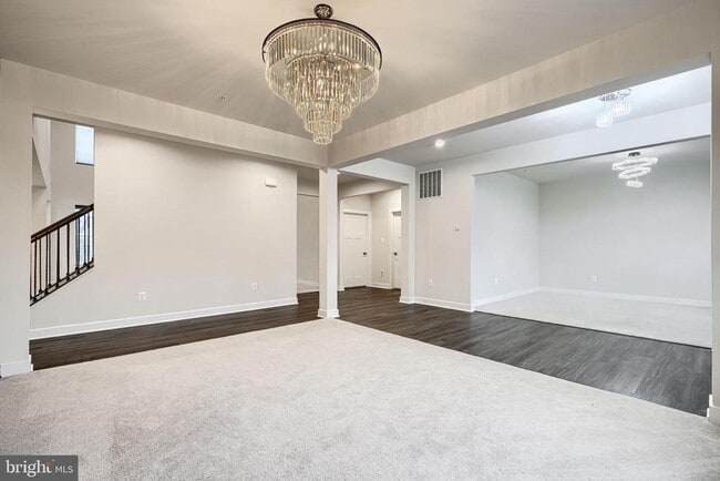 Building Photo - 13605 Otono Dr