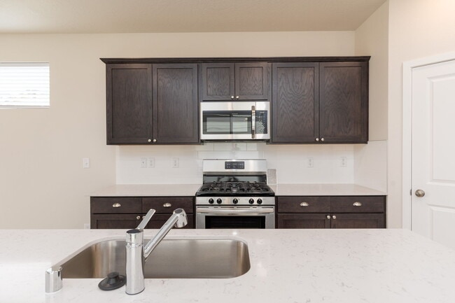 Building Photo - 24509 E Feather Ct