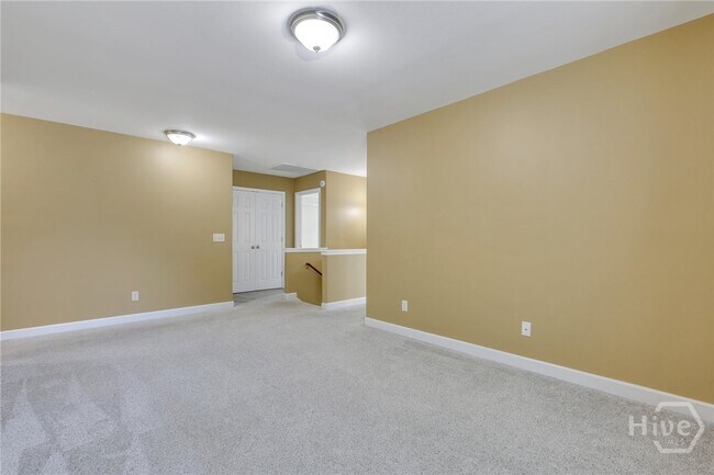 Building Photo - 130 Magnolia Dr