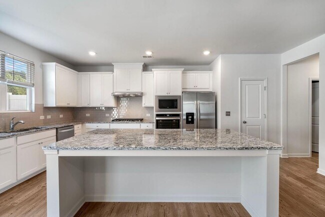 Building Photo - 420 Pt Pl Dr