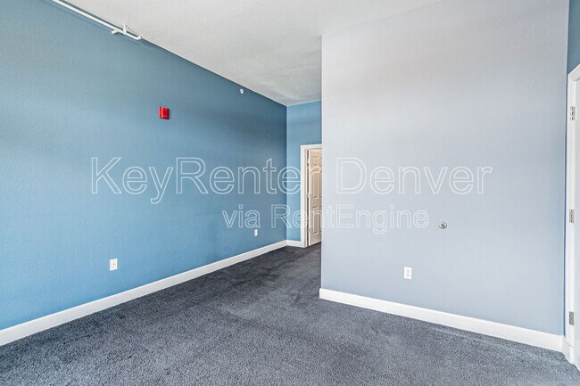 Building Photo - 277 N Broadway
