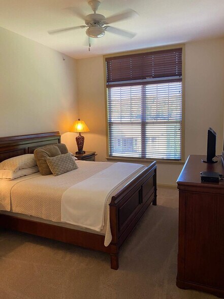 Building Photo - 3000 Renaissance Park Pl