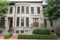Building Photo - 1059 E Paces Ln