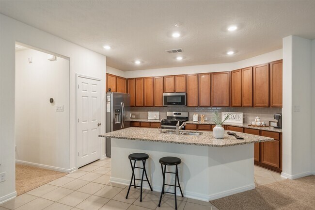 Building Photo - 6218 Morning Fern Ln