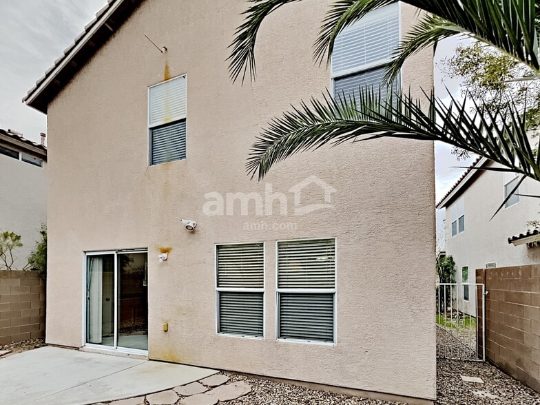 Building Photo - 10268 June Flower Dr