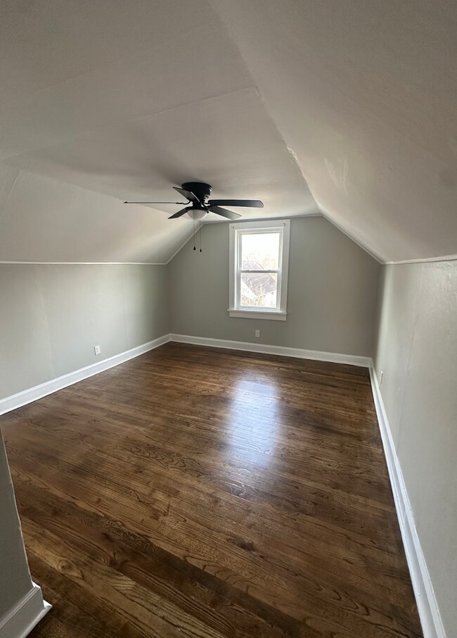 Building Photo - Stunning Historic Home - Sheffield, AL