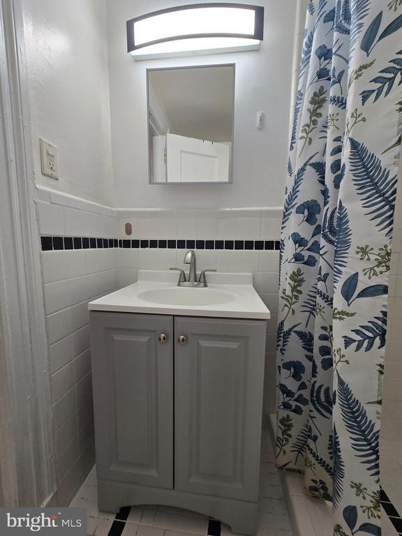 Building Photo - 1324 Locust St