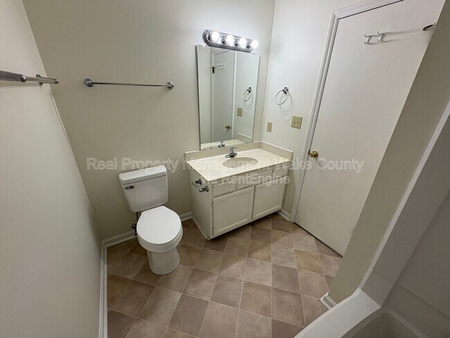 Building Photo - 306 Applecross Dr