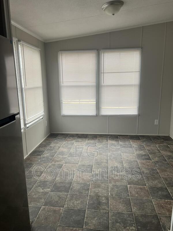 Building Photo - 1547 Race Path Church Rd