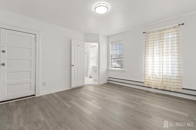 Building Photo - 23 Leick Ave