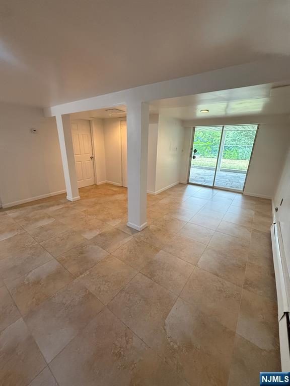 Building Photo - 533 Ramapo Valley Rd