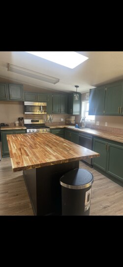 Building Photo - 93 Blackburn Mountain Dr