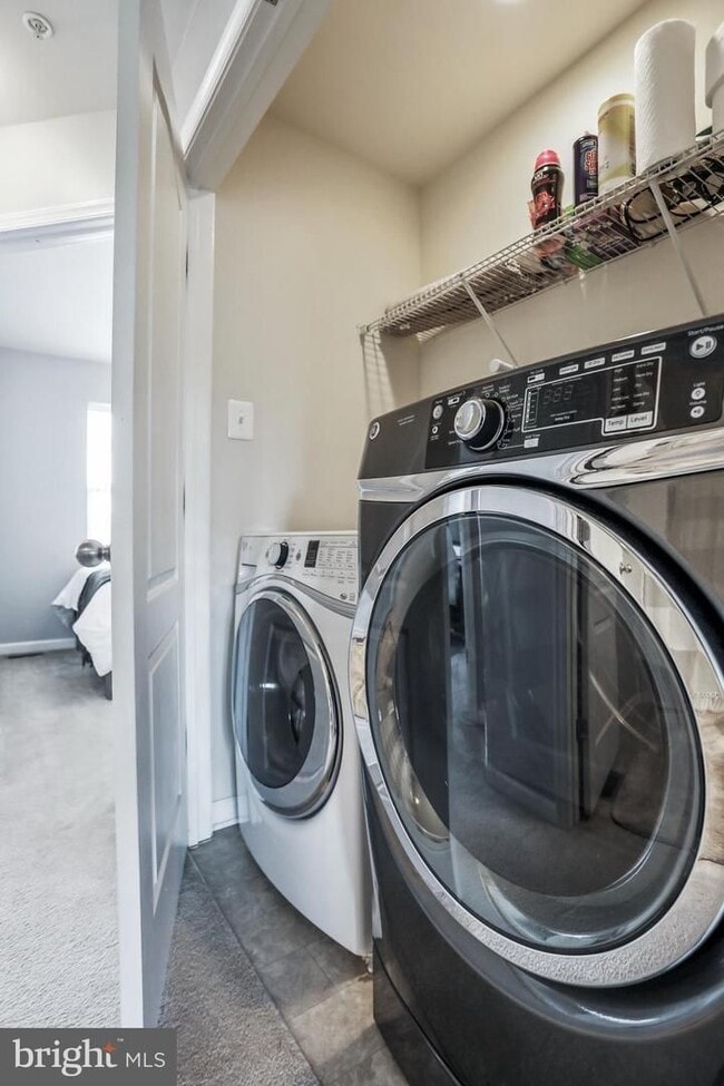 Building Photo - 13126 Nittany Lion Cir