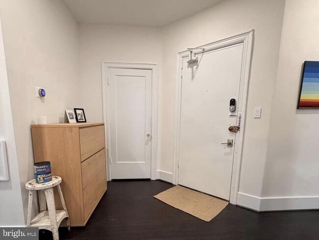 Building Photo - 1332 15th St NW