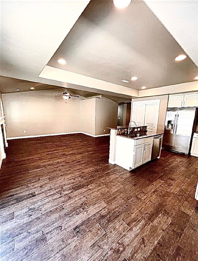 Building Photo - 3844 W Magnolia Ln