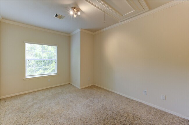 Building Photo - 13310 Olive Trail
