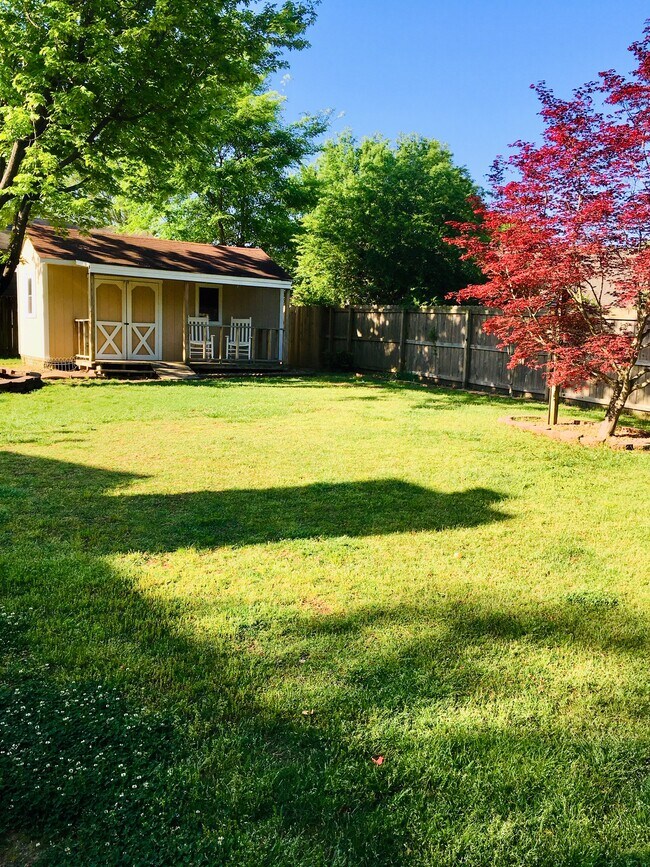 Building Photo - 4127 Meadow Field Ln