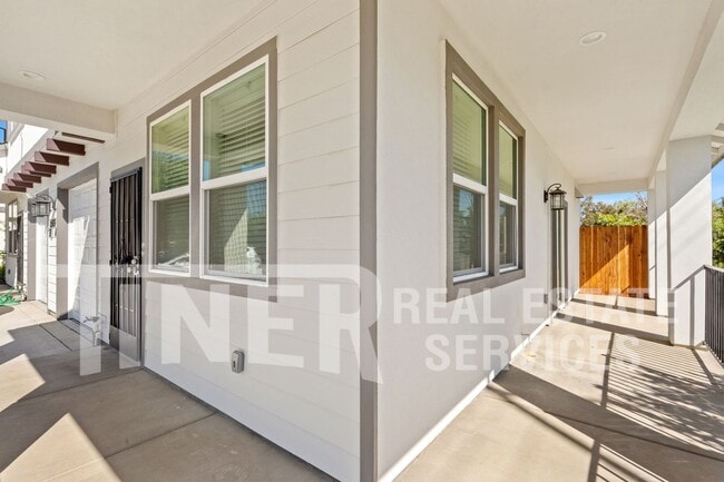 Building Photo - 1509 Bell St