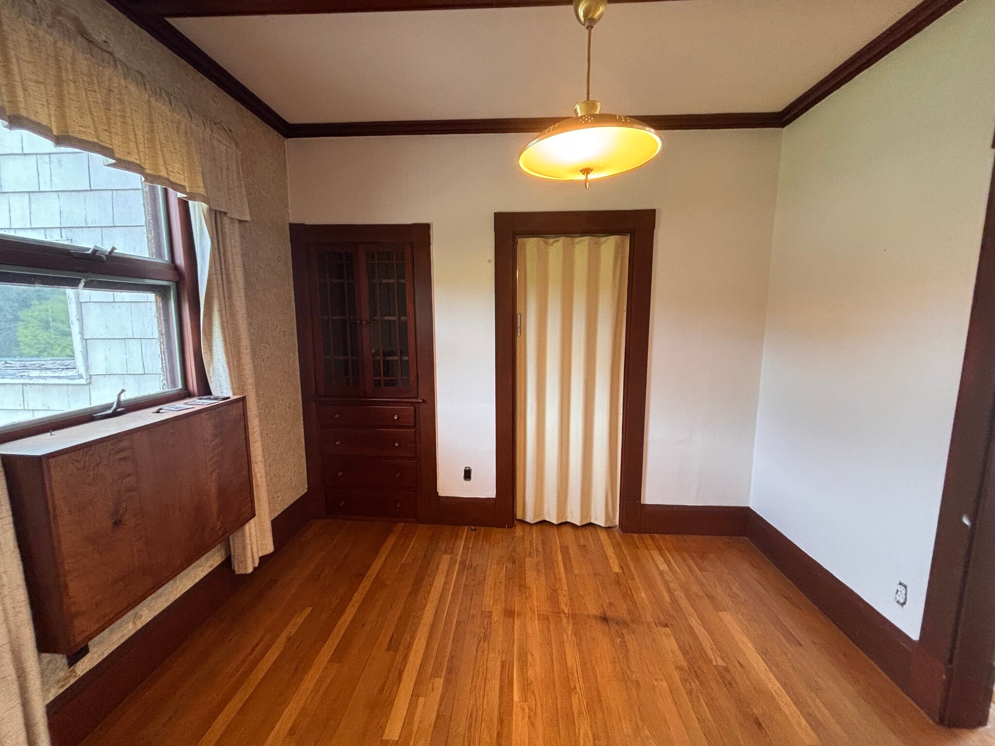 Bedroom 2 - 216 Russell St