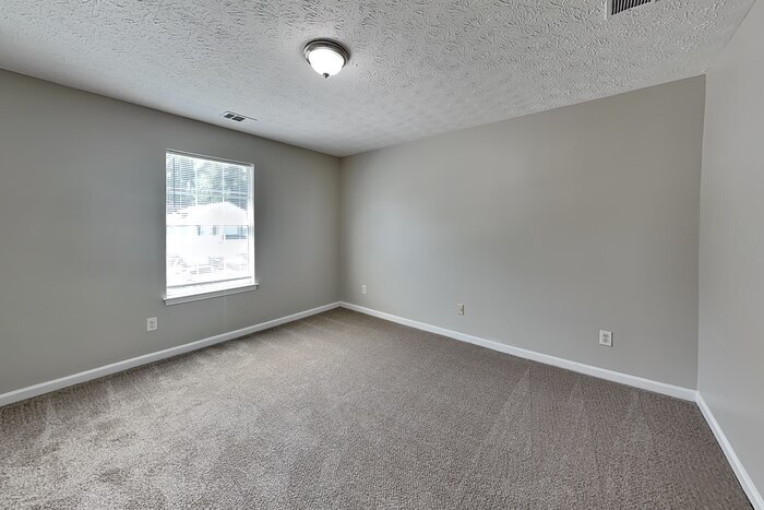 Building Photo - 5712 Hidden Brook Cir