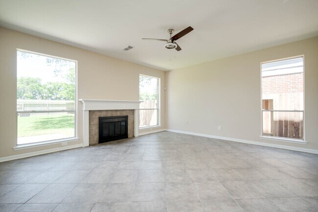 Building Photo - 4202 Cantrell Ct