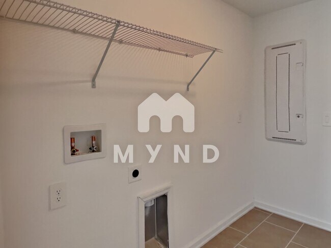 Building Photo - 4000 Tug Hill Ln