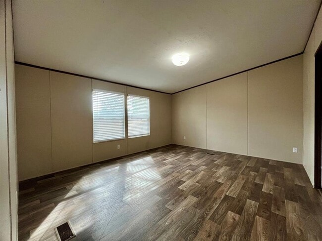 Building Photo - 16900 Fagerquist Rd
