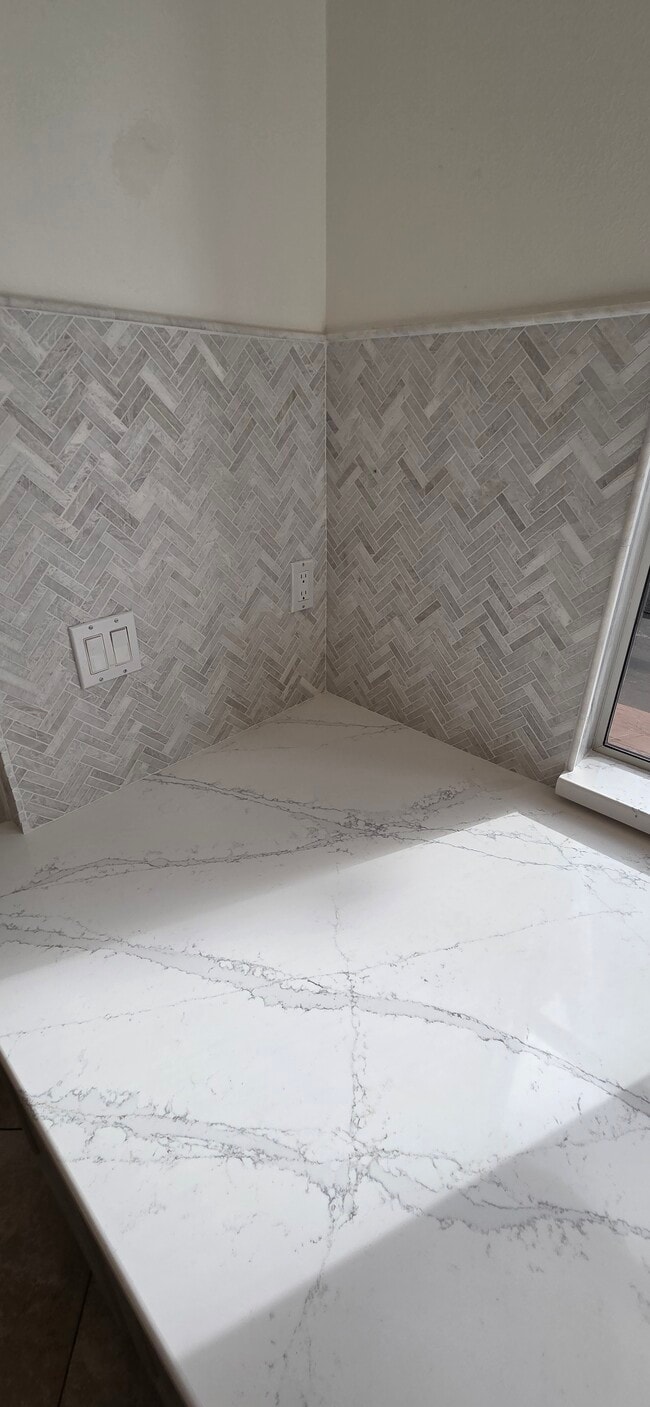 Building Photo - 22615 Summerfield