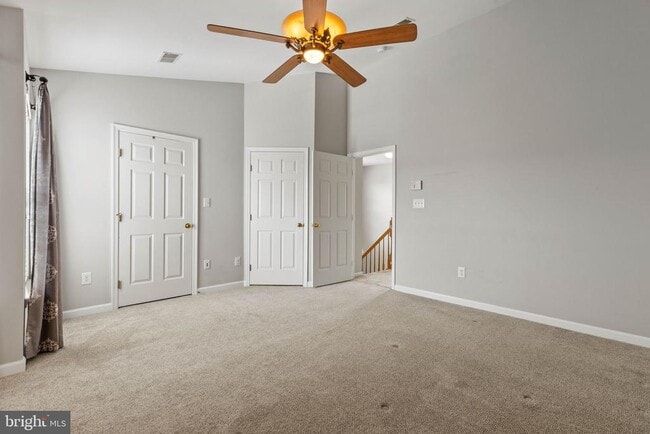 Building Photo - 302 Fox Trail