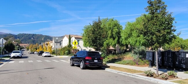 Building Photo - West Ventura's Solana Heights 4+3 Single Family Home $5,200