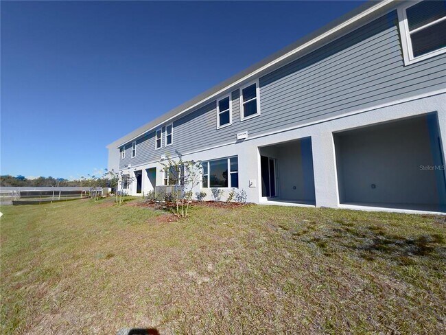 Building Photo - 490 Thompson Vlg Ave