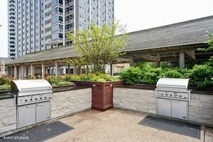 Building Photo - 4250 N Marine Dr