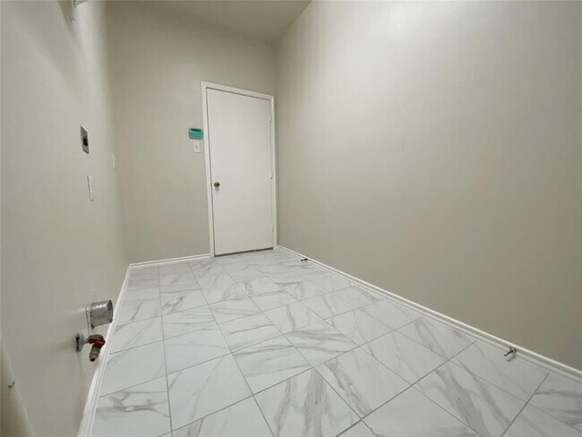 Building Photo - 12522 Mesquite Hollow Ln