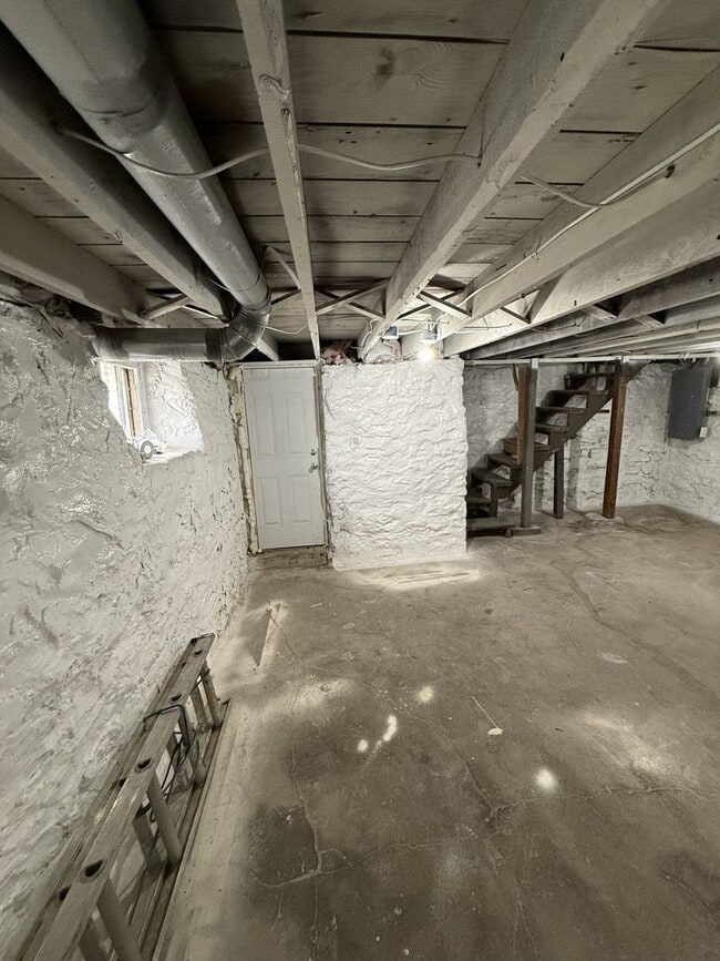 Building Photo - 3514 Bellefontaine Ave