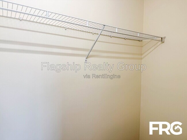 Building Photo - 4243 Dudleys Grant Dr