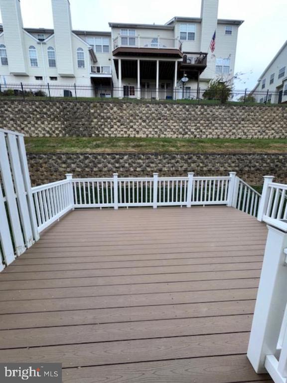 Building Photo - 28 Madison Way