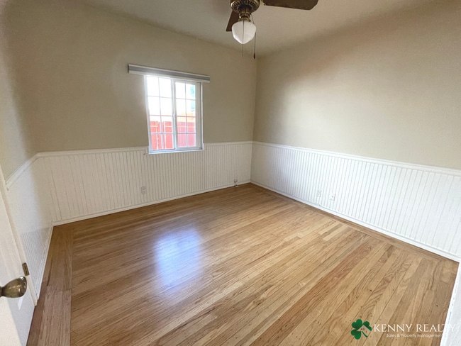 Building Photo - 3 Bedroom Home in Hayward